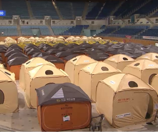 구호 텐트 갤러리 06