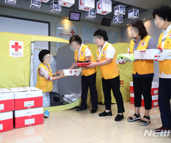 구호 텐트 갤러리 07